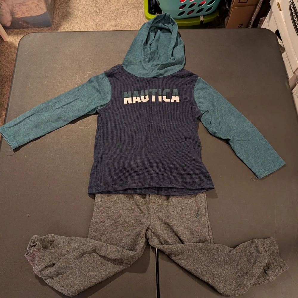 Nautica Toddler Boy Thermal Hoodie 2pc Jogger Set in Size 4T